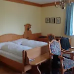 Restaurant - Haeuserl Im Wald 3* 格拉茨