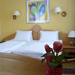 酒店 Restaurant - Haeuserl Im Wald 3*