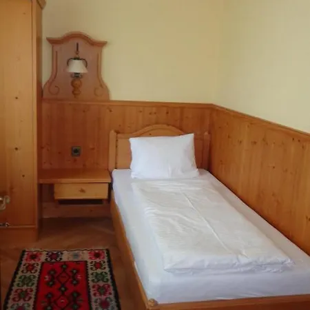 호텔 Restaurant - Haeuserl Im Wald 3*