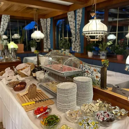 Restaurant - Haeuserl Im Wald Hotel Graz