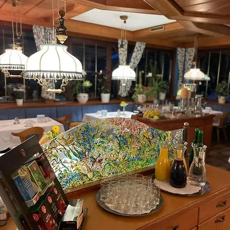 Restaurant - Haeuserl Im Wald Hotel Graz