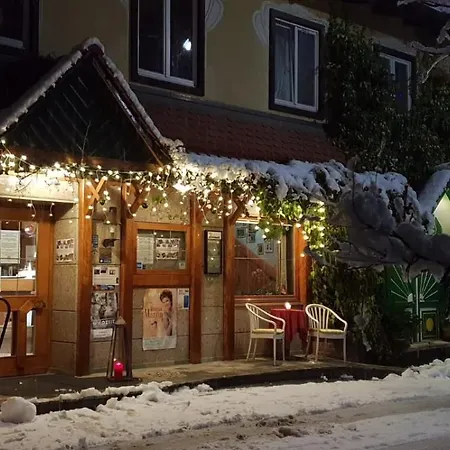 Restaurant - Haeuserl Im Wald 酒店
