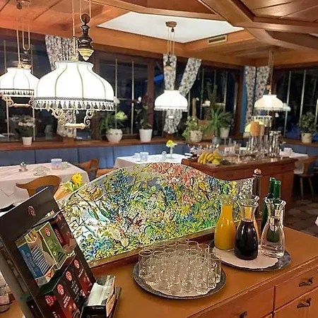 Restaurant - Haeuserl Im Wald 3*