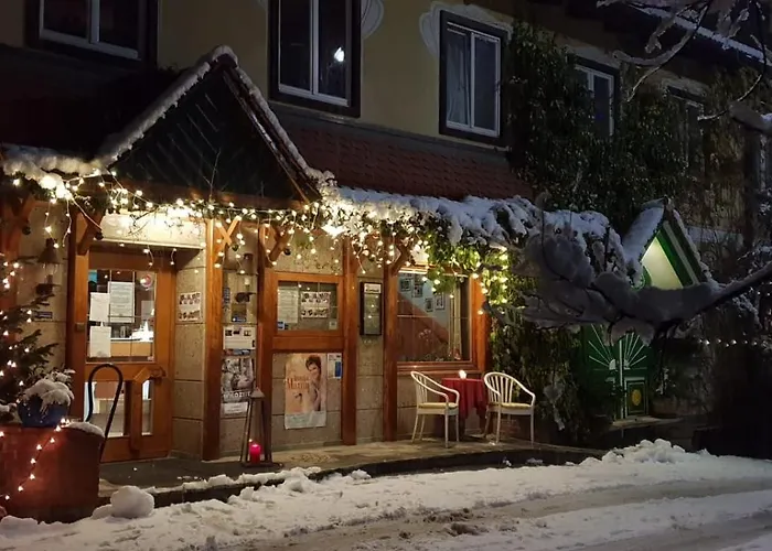 Restaurant - Häuserl Im Wald Hotel